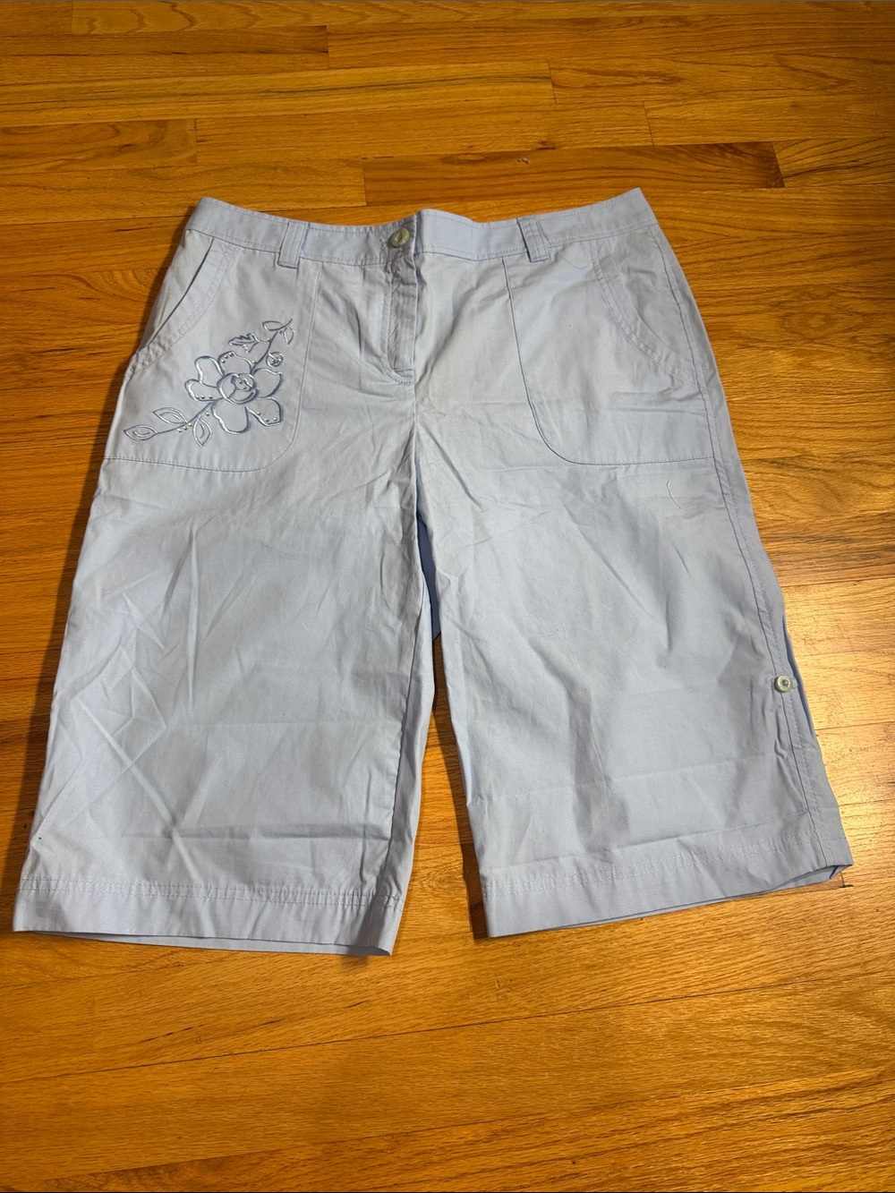Izod Light Blue Women’s Bermuda Shorts with Embroidered Flower